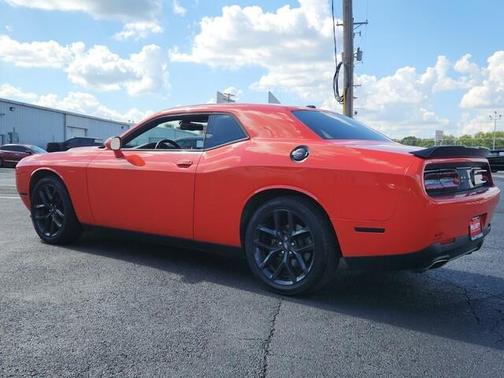 2021 Dodge Challenger SXT