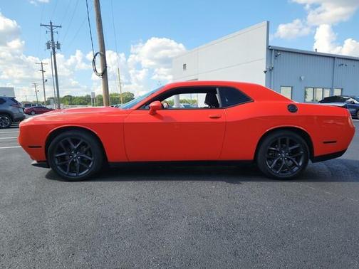2021 Dodge Challenger SXT