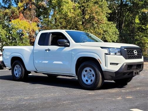 2024 Nissan Frontier S