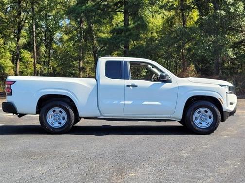 2024 Nissan Frontier S