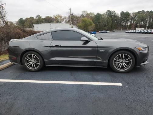 2017 Ford Mustang GT Premium