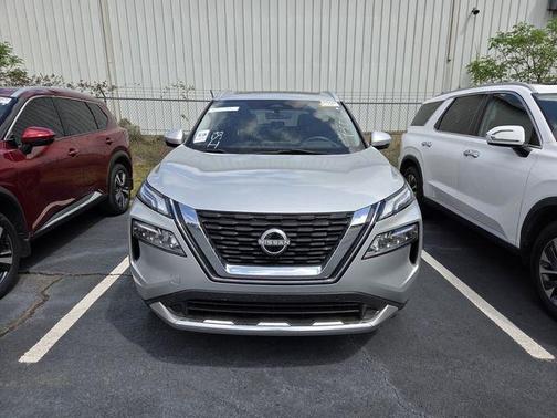 Brilliant Silver Metallic 2023 Nissan Rogue Platinum