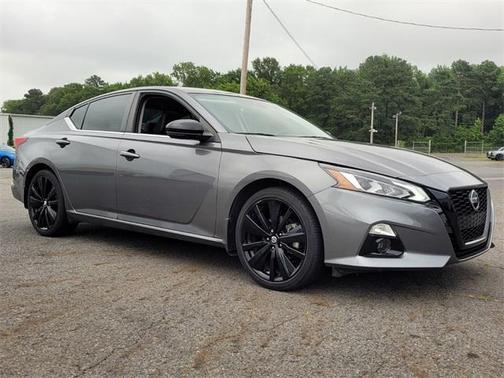 2022 Nissan Altima 2.5 SR