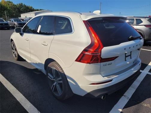 2019 Volvo XC60 T5 Momentum