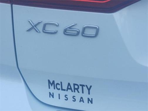2019 Volvo XC60 T5 Momentum