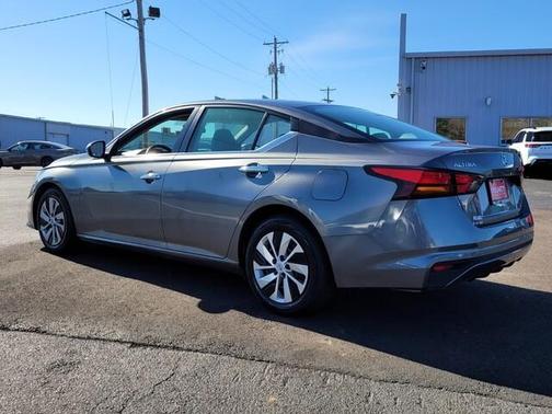 2022 Nissan Altima 2.5 S