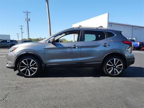 2017 Nissan Rogue Sport SL