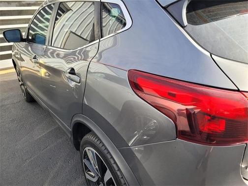 2017 Nissan Rogue Sport SL