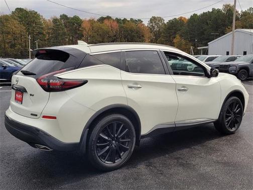 2023 Nissan Murano SV