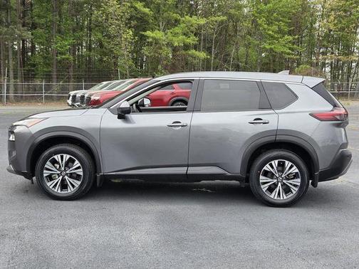 Gun Metallic 2021 Nissan Rogue SV