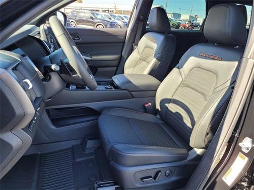 2025 Nissan Pathfinder Rock Creek