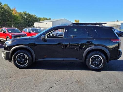 2025 Nissan Pathfinder Rock Creek