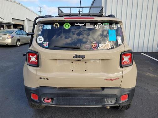 2016 Jeep Renegade Trailhawk