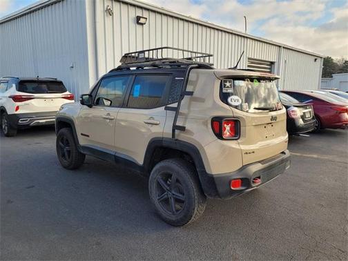 2016 Jeep Renegade Trailhawk