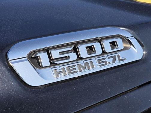 Diamond Black 2022 RAM 1500 Big Horn