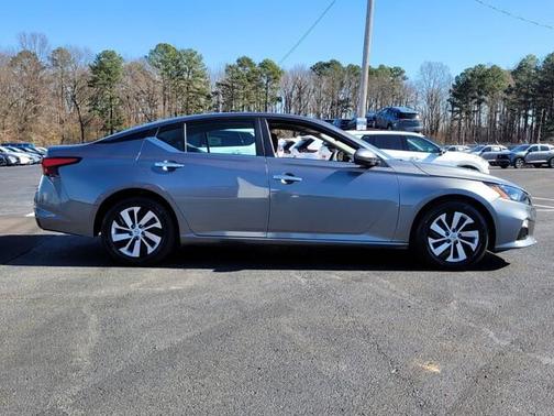 2022 Nissan Altima 2.5 S