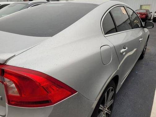 2016 Volvo S60 T5 Inscription Drive-E Premier
