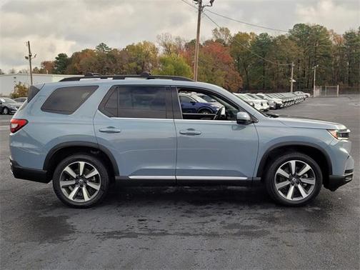2024 Honda Pilot Touring