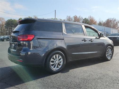 2021 Kia Sedona LX