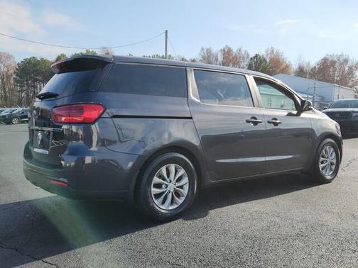 2021 Kia Sedona LX