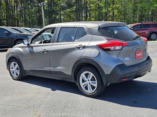 Gun Metallic 2020 Nissan Kicks S