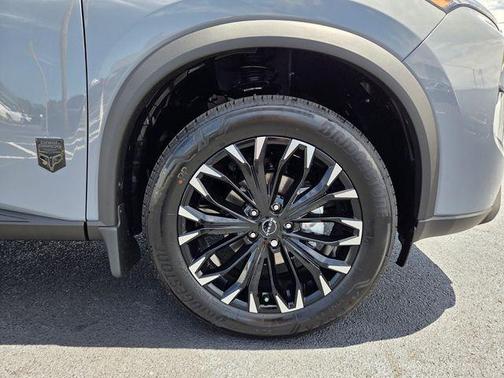 Boulder Gray Metallic 2026 Nissan Rogue Dark Armor