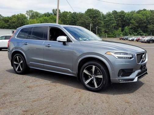 2019 Volvo XC90 T6 R-Design