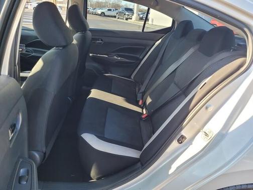 2020 Nissan Versa 1.6 SV