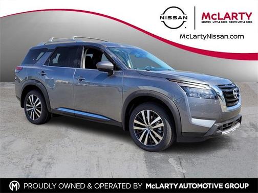 2025 Nissan Pathfinder Platinum