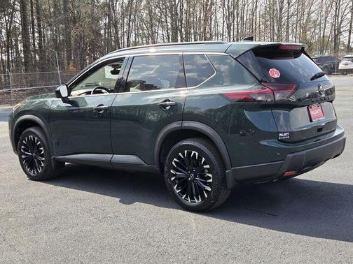 Obsidian Green 2026 Nissan Rogue Dark Armor