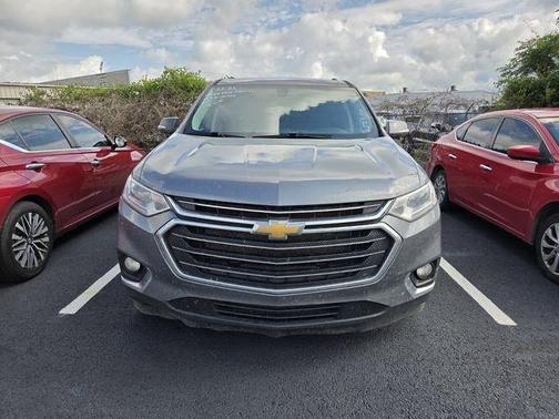 Satin Steel Metallic 2020 Chevrolet Traverse LT Cloth