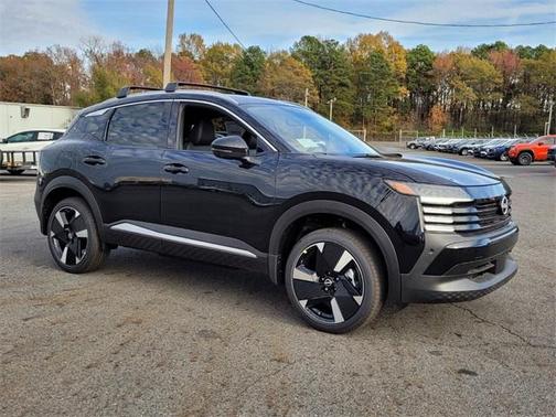 2025 Nissan Kicks SR