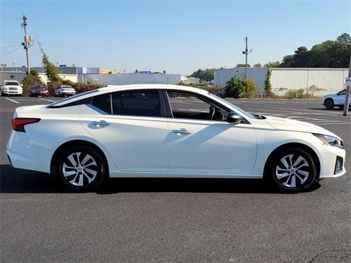 2025 Nissan Altima S