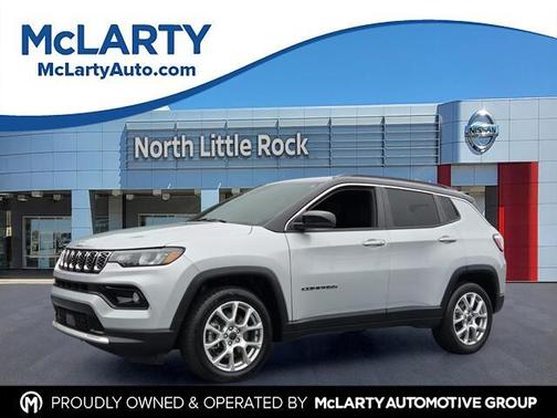 Silver Zynith 2025 Jeep Compass Limited