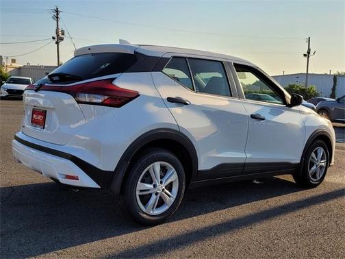 2024 Nissan Kicks S