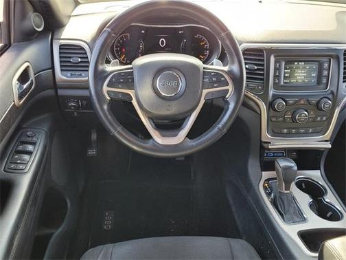 2016 Jeep Grand Cherokee Laredo