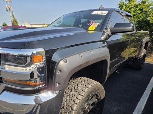 Black 2018 Chevrolet Silverado 1500 LT