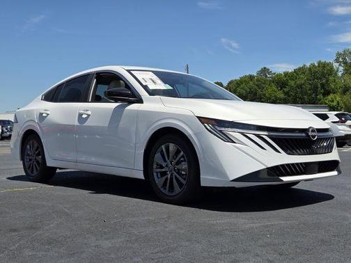 Aspen White 2026 Nissan Sentra SL