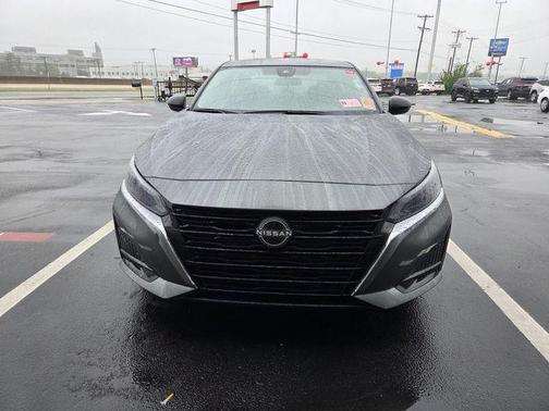 Gun Metallic 2025 Nissan Altima SV