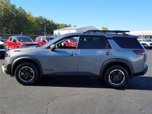 2025 Nissan Pathfinder Rock Creek