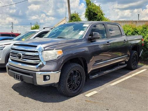 2017 Toyota Tundra SR5