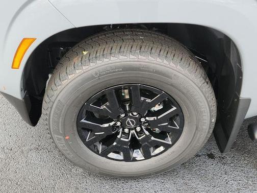 Boulder Gray Metallic 2026 Nissan Frontier SV