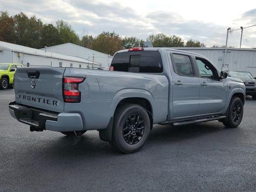 Boulder Gray Metallic 2026 Nissan Frontier SV