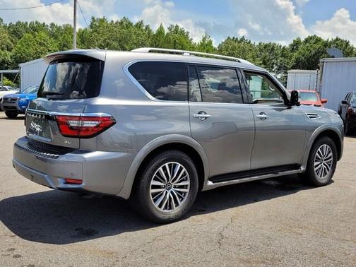 2024 Nissan Armada SL