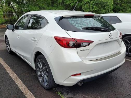 2018 Mazda Mazda3 Touring