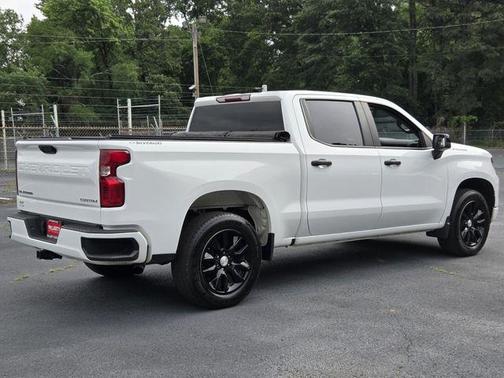 Summit White 2023 Chevrolet Silverado 1500 Custom