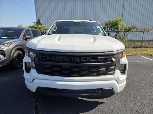 Summit White 2023 Chevrolet Silverado 1500 Custom