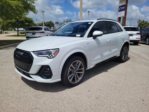 Glacier White Metallic 2025 Audi Q3 Premium 45 TFSI S line quattro Tiptronic