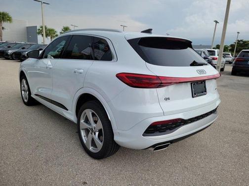 2025 Audi Q5 Premium Plus