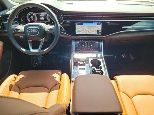 2025 Audi Q8 55 Prestige